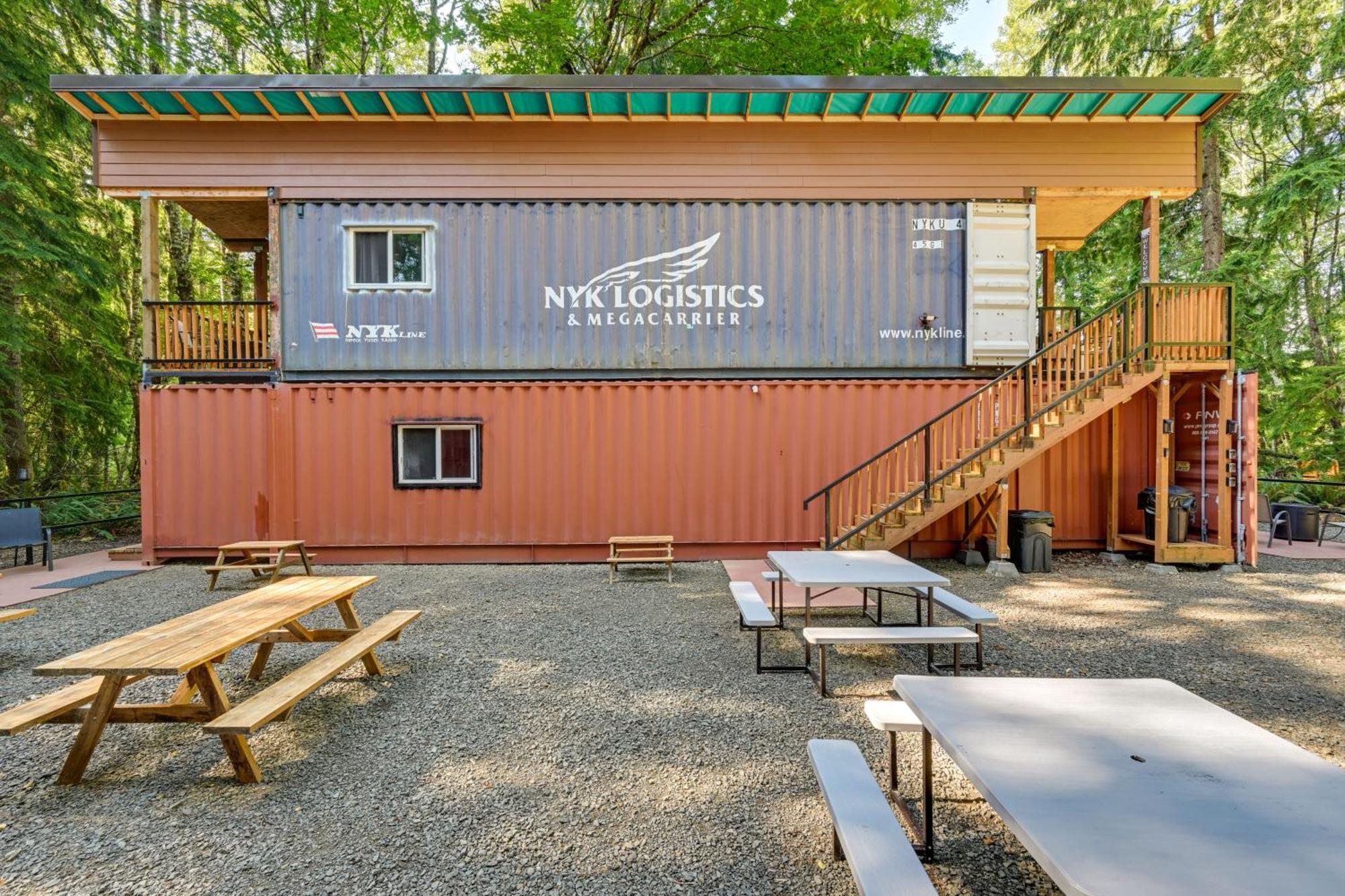 Unique Container Studio With Deck And Fire Pit! Buckley Ngoại thất bức ảnh